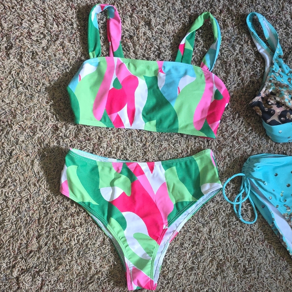 Colorful Bikini Set - Picture 2 of 7